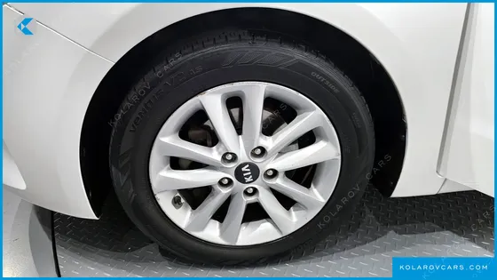 KIA K3 TRENDY