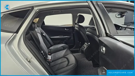 KIA K5 2.0 LPI RENTAL CAR