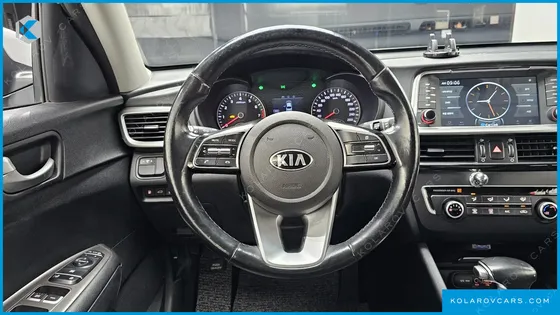 KIA K5 2.0 LPI RENTAL CAR