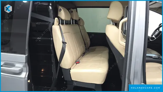 HYUNDAI STARIA CARGO 5-SEATER