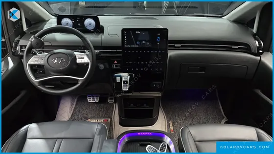 HYUNDAI STARIA L3.5 LOUNGE 7-SEATER