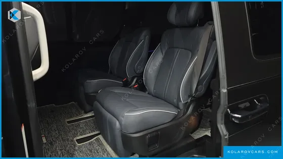 HYUNDAI STARIA L3.5 LOUNGE 7-SEATER