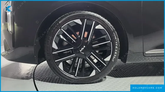 KIA K8 2.5 GASOLINE 2WD