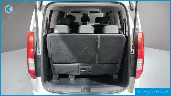 HYUNDAI STARIA L3.5 TOURER 11-SEATER