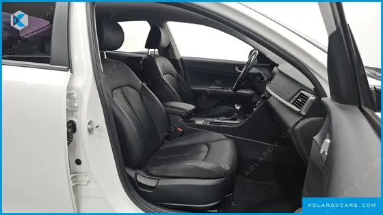 KIA K5 2.0 LPI RENTAL CAR