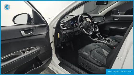 KIA K5 2.0 LPI RENTAL CAR