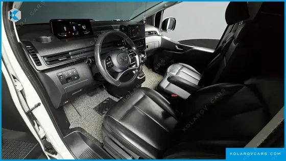 HYUNDAI STARIA CARGO 3-SEATER