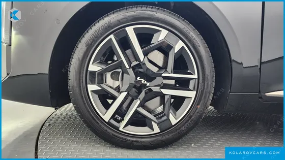 KIA K8 2.5 GASOLINE 2WD