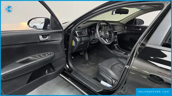 KIA K5 2.0 LPI RENTAL CAR
