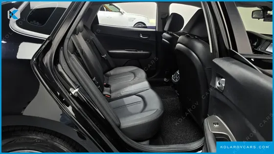 KIA K5 2.0 LPI RENTAL CAR