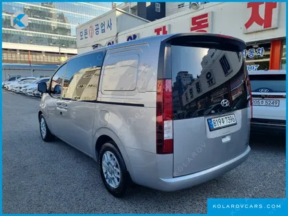 HYUNDAI STARIA CARGO 5-SEATER