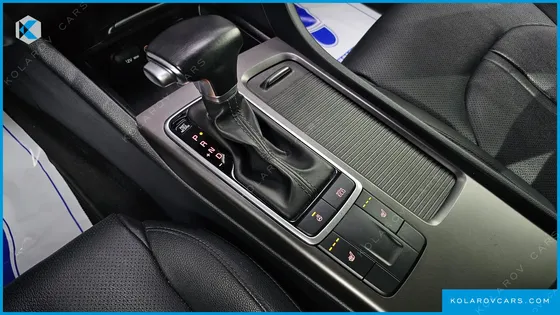 KIA K5 2.0 LPI RENTAL CAR