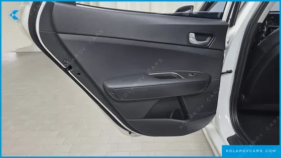KIA K5 2.0 LPI RENTAL CAR