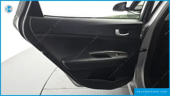 KIA K5 2.0 LPI RENTAL CAR