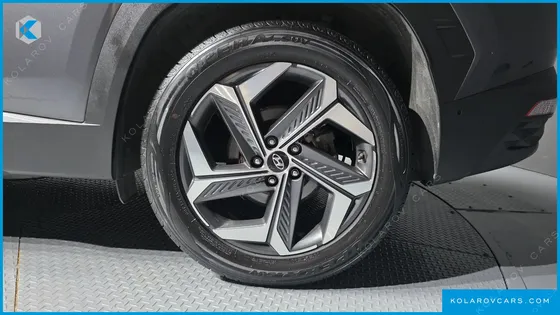 HYUNDAI TUCSON DIESEL 2.0 2WD