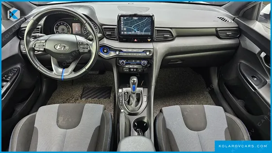 HYUNDAI VELOSTER 1.4 TURBO MODERN