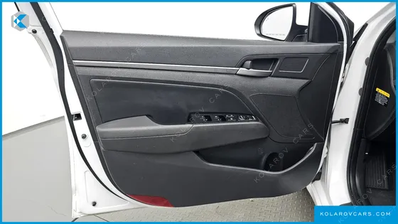HYUNDAI ELANTRA (AVANTE) 1.6 GDI VALUE PLUS