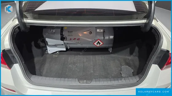 KIA K5 2.0 LPI RENTAL CAR