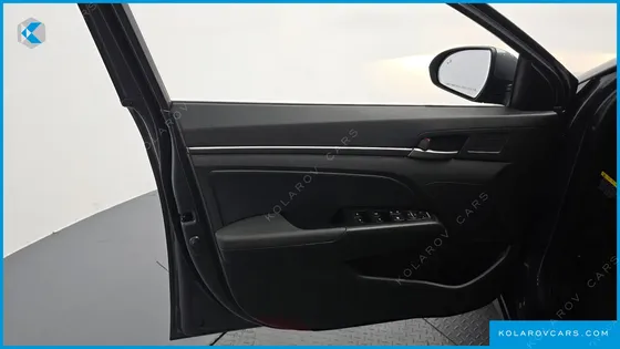 HYUNDAI ELANTRA (AVANTE) 1.6 GDI VALUE PLUS