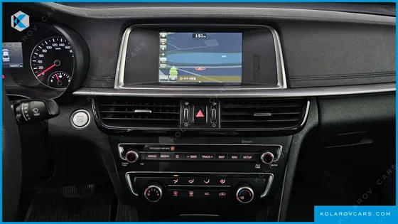 KIA K5 2.0 LPI RENTAL CAR