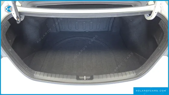 HYUNDAI ELANTRA (AVANTE) 1.6 GDI VALUE PLUS
