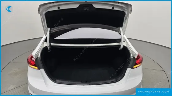 HYUNDAI ELANTRA (AVANTE) 1.6 GDI VALUE PLUS