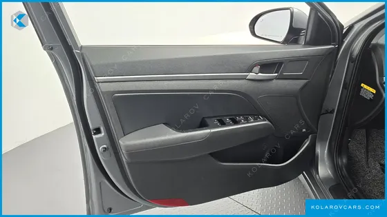 HYUNDAI ELANTRA (AVANTE) 1.6 GDI PREMIUM