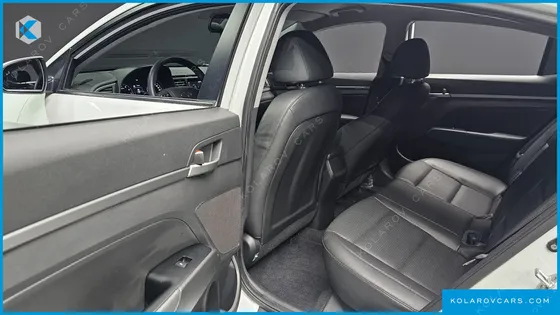 HYUNDAI ELANTRA (AVANTE) 1.6 GDI VALUE PLUS
