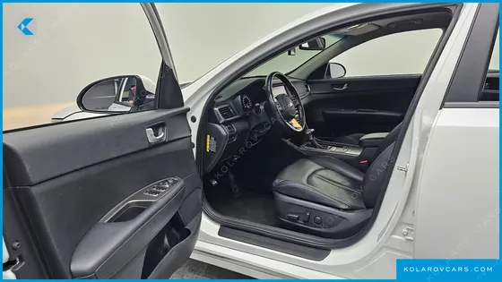 KIA K5 2.0 LPI RENTAL CAR