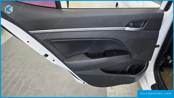 HYUNDAI ELANTRA (AVANTE) 1.6 E-VGT SMART