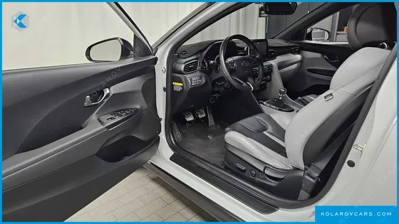 HYUNDAI VELOSTER 1.6 TURBO SPORT