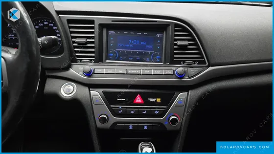 HYUNDAI ELANTRA (AVANTE) 1.6 E-VGT SMART