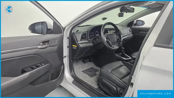 HYUNDAI ELANTRA (AVANTE) 1.6 GDI SMART