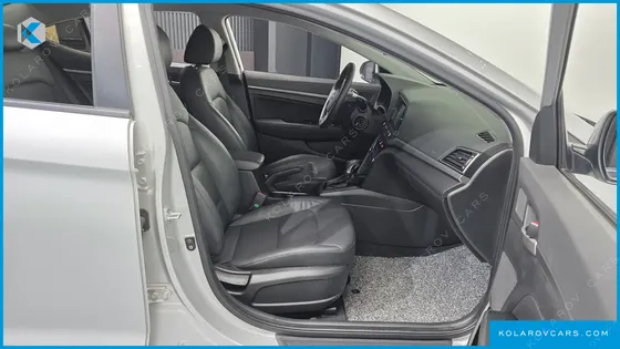HYUNDAI ELANTRA (AVANTE) 1.6 GDI SMART