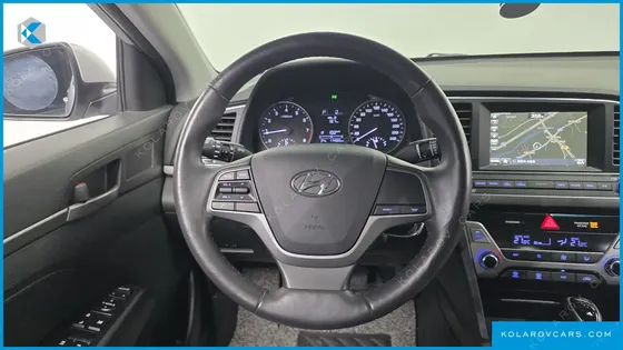 HYUNDAI ELANTRA (AVANTE) 1.6 GDI SMART
