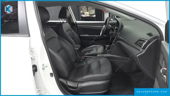 HYUNDAI ELANTRA (AVANTE) 1.6 GDI SMART