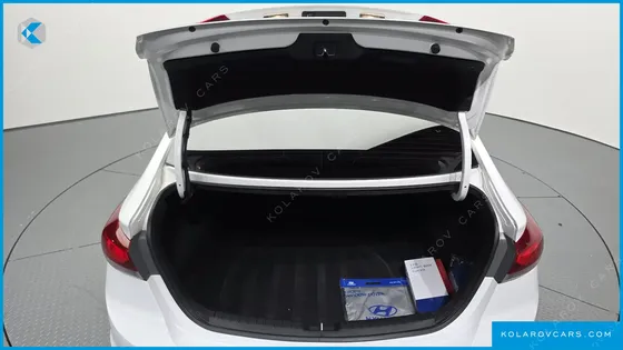 HYUNDAI ELANTRA (AVANTE) 1.6 GDI SMART