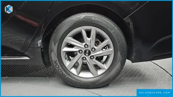 KIA K5 2.0 LPI RENTAL CAR