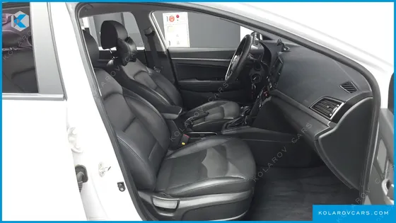 HYUNDAI ELANTRA (AVANTE) 1.6 GDI SMART