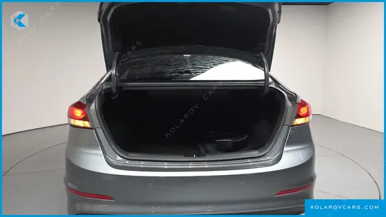 HYUNDAI ELANTRA (AVANTE) 1.6 GDI SMART