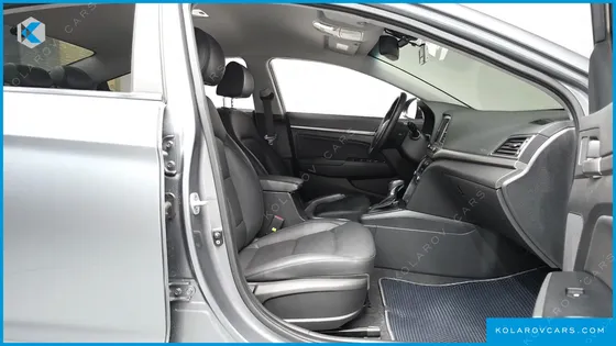 HYUNDAI ELANTRA (AVANTE) 1.6 GDI SMART