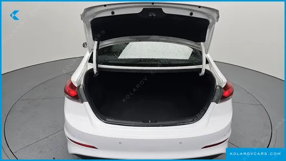 HYUNDAI ELANTRA (AVANTE) 1.6 GDI VALUE PLUS