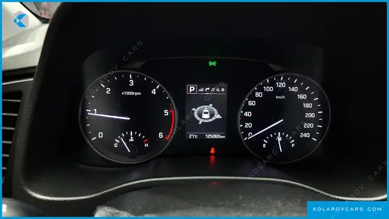 HYUNDAI ELANTRA (AVANTE) 1.6 E-VGT SMART