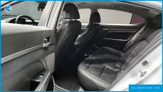 HYUNDAI ELANTRA (AVANTE) 1.6 E-VGT SMART