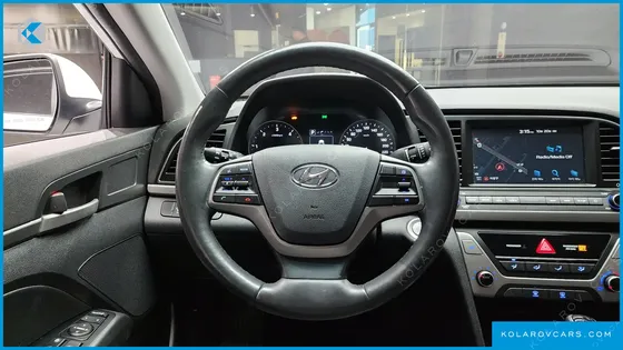 HYUNDAI ELANTRA (AVANTE) 1.6 E-VGT SMART