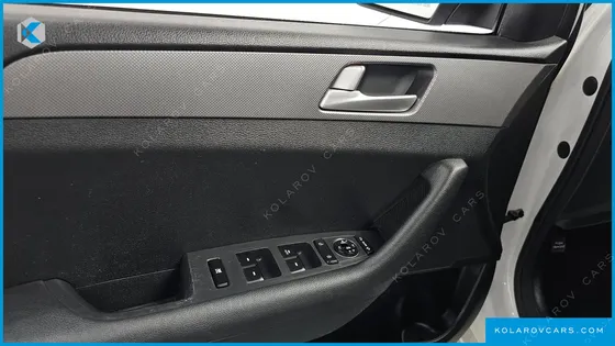 HYUNDAI SONATA 2.0 STYLE