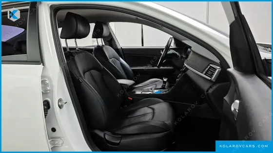 KIA K5 2.0 LPI RENTAL CAR