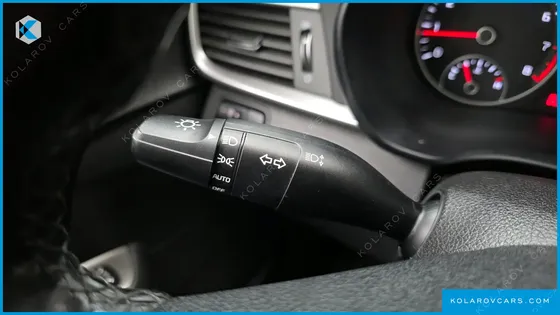KIA K5 2.0 LPI RENTAL CAR
