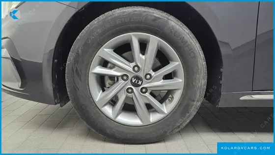 KIA K5 2.0 LPI RENTAL CAR
