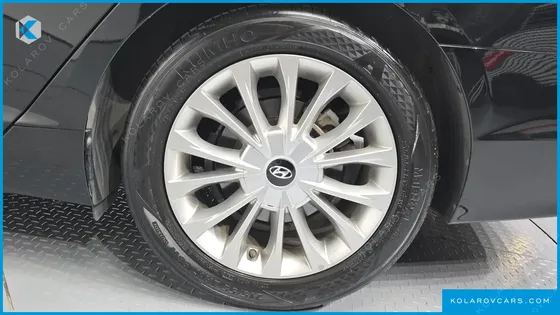 HYUNDAI SONATA 2.0 SMART